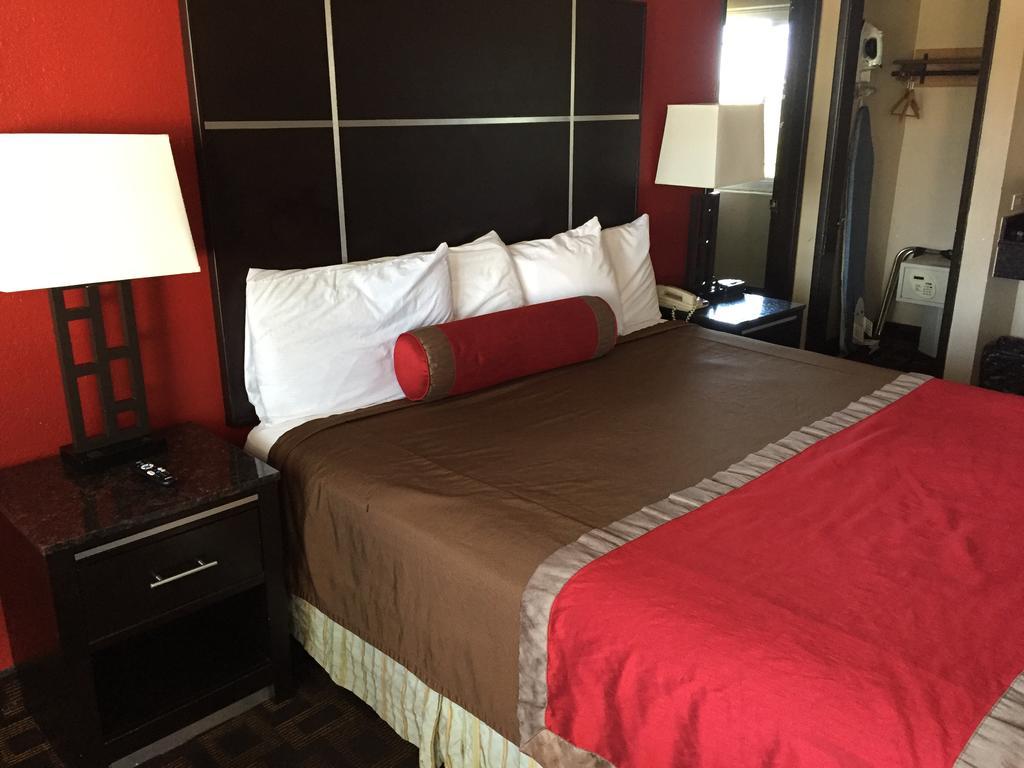 Harbor Inn & Suites Οσιανσάιντ Δωμάτιο φωτογραφία