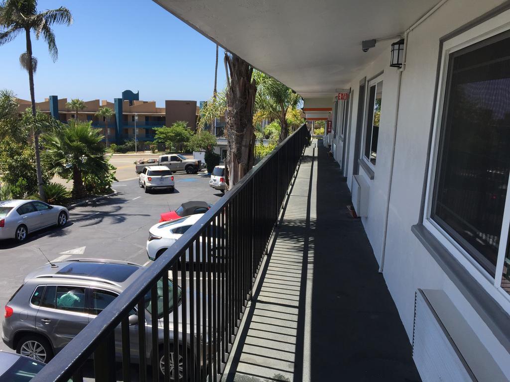 Harbor Inn & Suites Οσιανσάιντ Εξωτερικό φωτογραφία