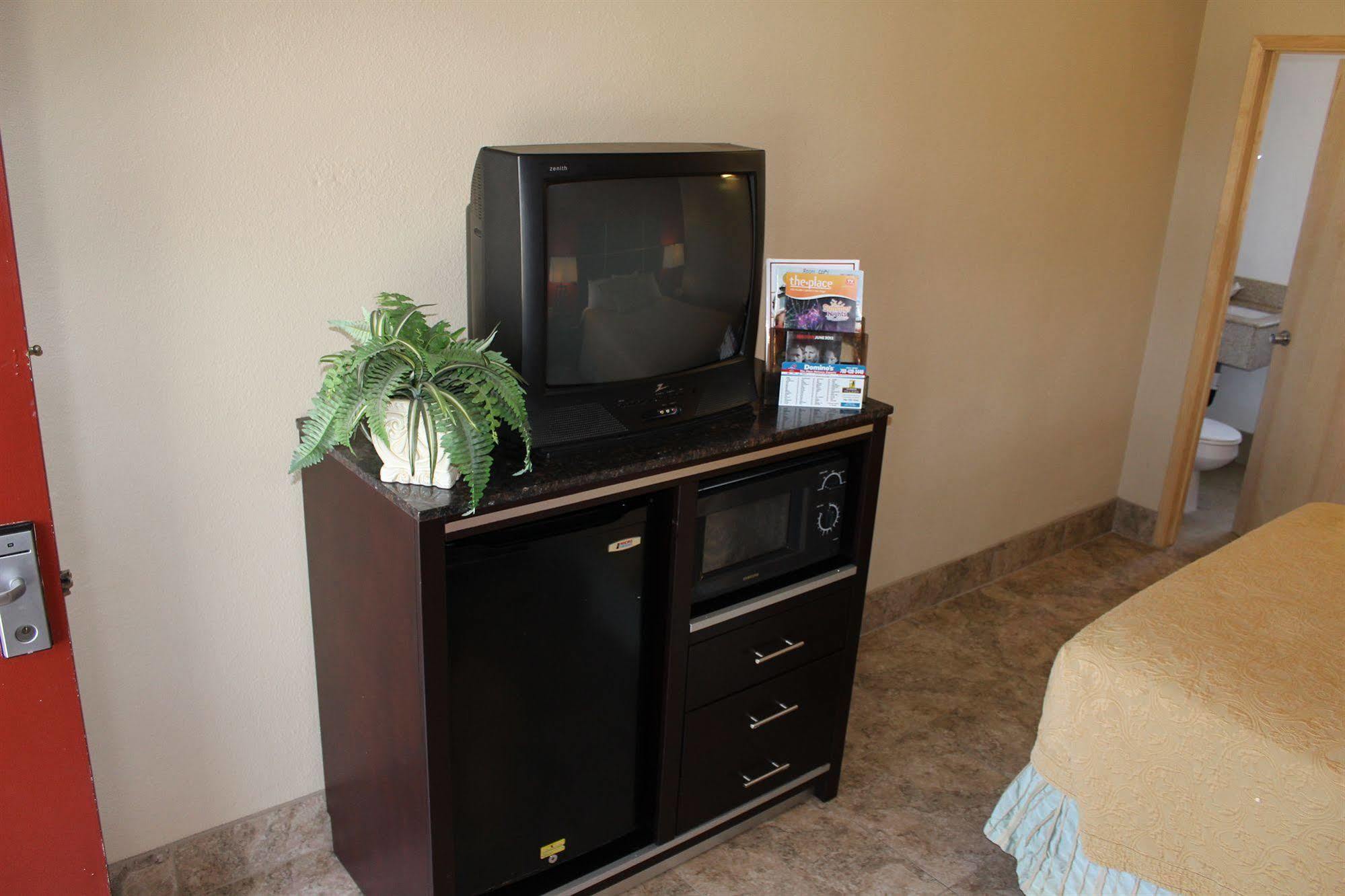 Harbor Inn & Suites Οσιανσάιντ Εξωτερικό φωτογραφία